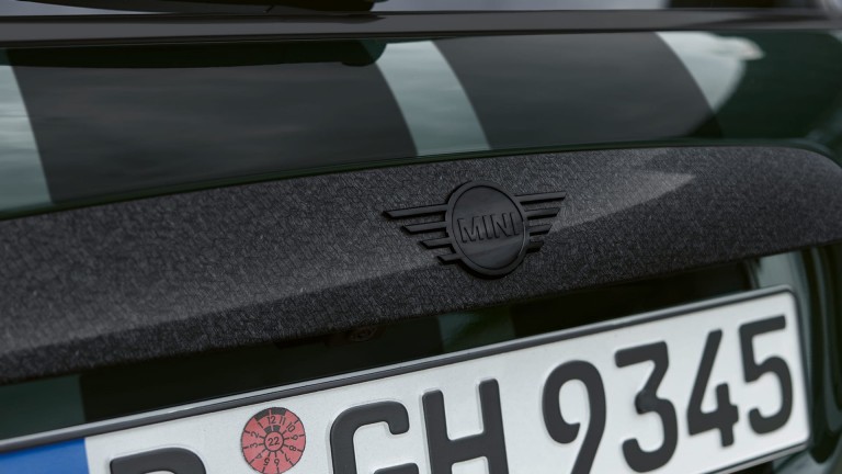 MINI John Cooper Works - Ручка задней двери -Прошитий карбон