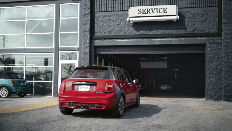 Сервис MINI – 100% - MINI Service Inclusive или MINI Service – 100% MINI – Оригинальные запчасти MINI Сервис MINI – 100% - MINI Service Inclusive или MINI Service – 100% MINI – Оригинальные запчасти MINI